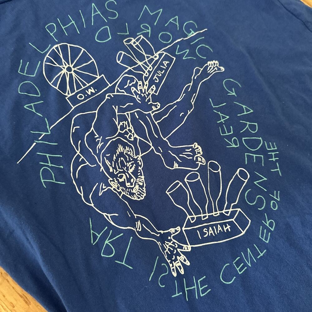 Philadelphia's Magic Gardens Art Of ISAIAH ZAGAR Tee Shirt T-shirt Blue Medium